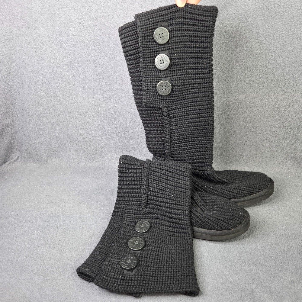 UGG Classic Cardy 5 Button Tall Knit Winter Boots Womens Size 8 Black Acrylic